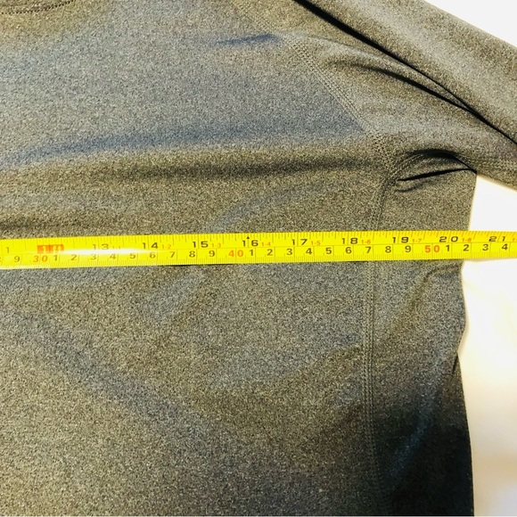 Quick Dri XXL Long Sleeved Grey T-Shirt Workout Activewear NWOT - Picture 7 of 9